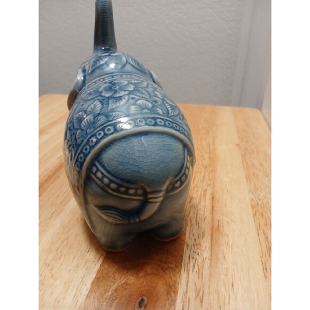 Baan Celadon Blue Elephant Crackle‎ Glaze 6" x 5" Ornate Ceramic Thailand - Picture 4 of 16